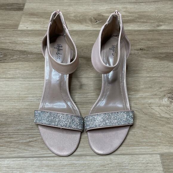 Style & Co Women's Blush/Silver Ankle Strap Phillyis Evening Shoe Sandals sz 7 - Picture 4 of 8
